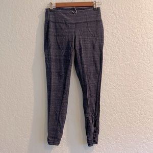 ‘Gap Fit’ Blue Cross Leggings